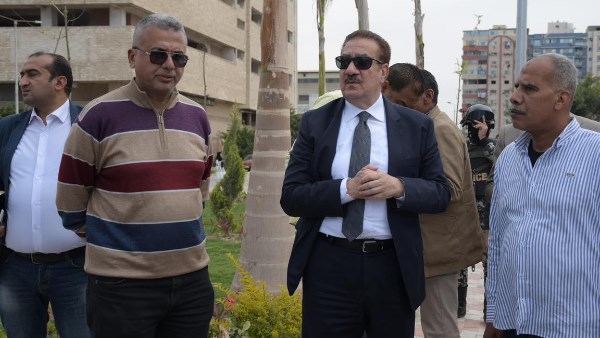 محافظ بورسعيد يتابع أعمال تطوير ورفع كفاءة منطقة “فاطمة الزهراء” بالضواحي.. صور