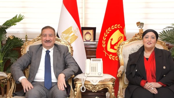محافظ بورسعيد يبحث الاستعدادات النهائية لتشغيل وحدة طب أسرة مدينة سلام مصر