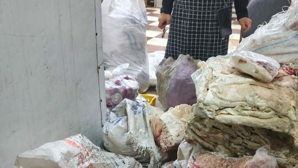 تموين بورسعيد تحرر 20 محضرا خلال مارس وأبريل وضبط كميات من السلع المخالفة