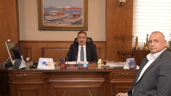 محافظ بورسعيد يبحث سبل التعاون مع جهاز مشروعات الخدمة الوطنية