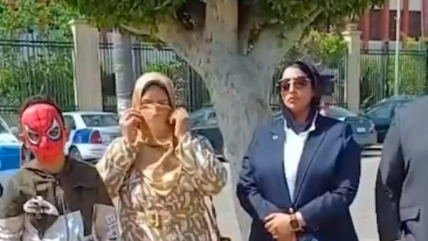 رسالة ردع.. الإعدام شنقا للمتهم في قضية سبايدر مان بورسعيد بعد استطلاع رأي المفتي رسالة ردع.. الإعدام شنقا للمتهم في قضية سبايدر مان بورسعيد بعد استطلاع رأي المفتي