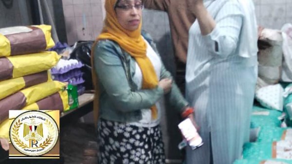 بورسعيد تضرب أوكار الغش التجاري.. تشميع مصنع لتدوير الصوصات منتهية الصلاحية وضبط 13 ألف استيكر مزور بورسعيد تضرب أوكار الغش التجاري.. تشميع مصنع لتدوير الصوصات منتهية الصلاحية وضبط 13 ألف استيكر مزور