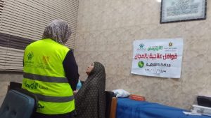 أورمان الشرقية تنظم قافلة طبية لعلاج المرضى الأولى بالرعاية