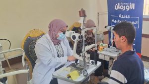 فحص وعلاج 500 مواطن خلال قافلة عيون مجانية بكفر الشيخ| صور