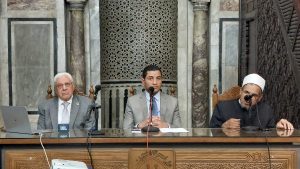 ملتقى التفسير بالجامع الأزهر: الرعد آية كونية جامعة بين التسبيح والإعجاز العلمي