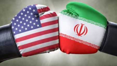 أمريكا تواصل المفاوضات مع إيران.. وطهران تستعد لأي عدوان
