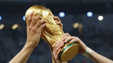الرفض يزداد.. صدمة داخل فيفا بسبب مقترح كأس العالم الجديد