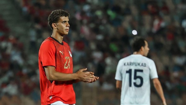 حمزة عبد الكريم يخطف الأنظار في أول ظهور مع منتخب مصر
