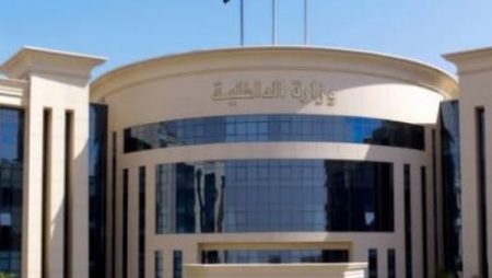 خلاف على شراء منزل.. الداخلية تكشف ملابسات فيديو مشاجرة رشيد