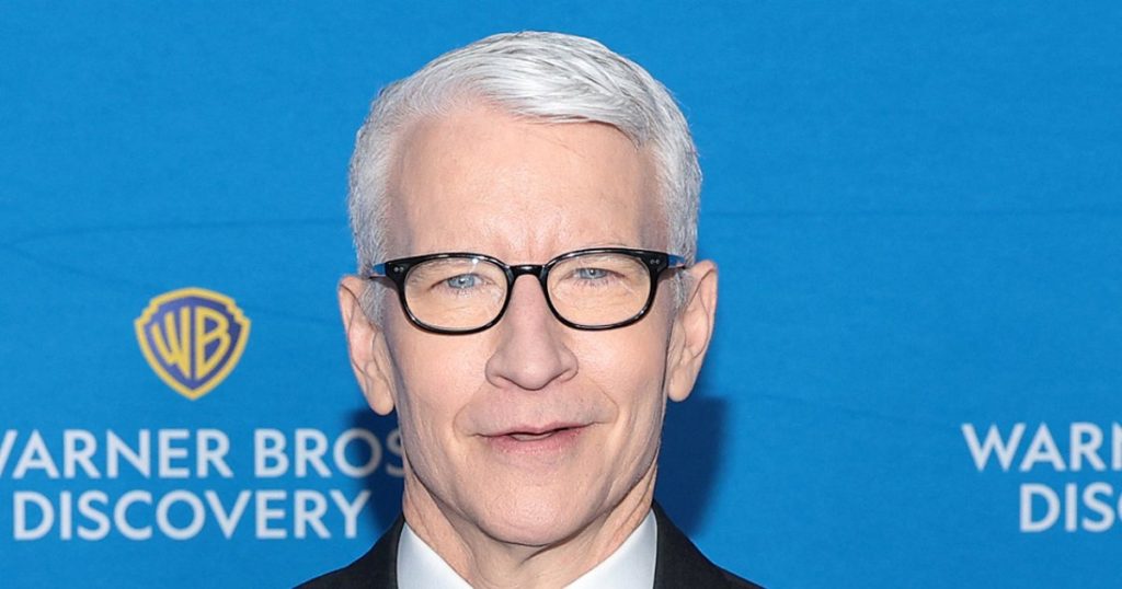 أندرسون كوبر يوقع على برنامج 60 دقيقة ويأمل أن يحافظ برنامج CBS على الجودة التي يتمتع بها
