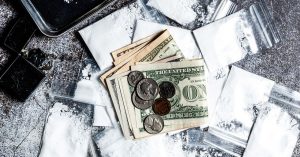 من المؤكد أن إعلانات Instagram هذه تبيع ملحقات الكوكايين