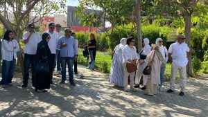 تشييع جثمان الفنان محمد مرزبان بحضور عائلته وأصدقائه .. فيديو