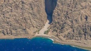 يوم النجاة .. كيف أنقذ الله موسى وقومه وأغرق فرعون وجنوده في البحر؟