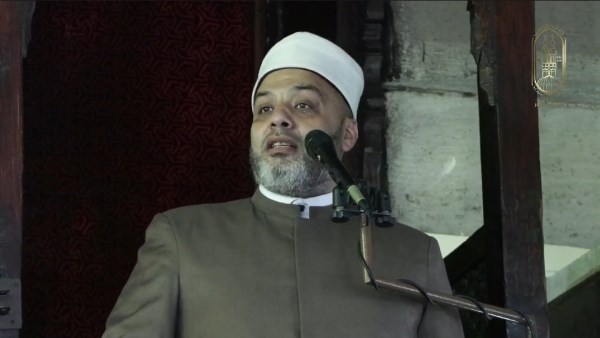 خطيب الأزهر: أسماء بنت أبي بكر جسدت أسمى معاني البر والرحمة وحافظت على سرية رحلة الهجرة