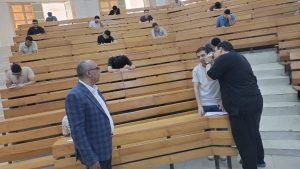 لأول مرة.. جهاز حديث للكشف عن سماعات الأذن بامتحانات طب الأزهر بدمياط