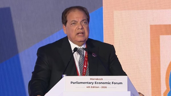 أبو العينين: مصر ضاعفت مساحة المعمور وأنشأت أكثر من 50 مدينة صناعية خلال 10 سنوات