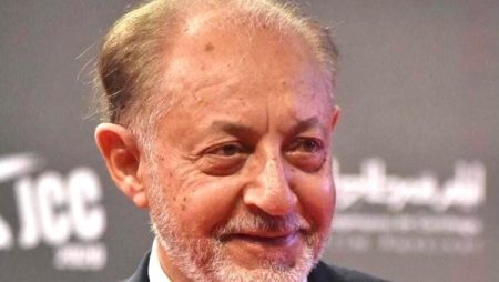 رشوان توفيق يكشف تفاصيل صداقته مع الراحل عبد العزيز مخيون.. خاص