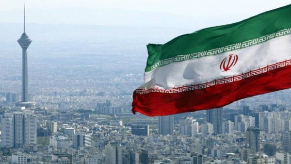 طهران: وفد التفاوض الإيراني سيغادر إلى سويسرا لمتابعة تنفيذ الالتزامات المتبادلة