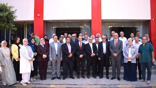رئيس جامعة بني سويف يفتتح أعمال توسعات وتطوير قسمي الصدرية وجراحة الأوعية الدموية بالمستشفى الجامعي