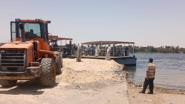 محافظ أسيوط: تطوير المرسى الشرقي للعبارة النهرية بمحريس في صدفا
