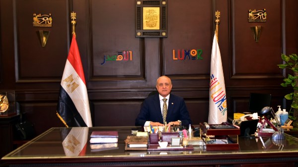 إجراء قرعة علنية لاختيار المستفيدين من خطوط السير الجديدة بالأقصر مطلع يوليو المقبل