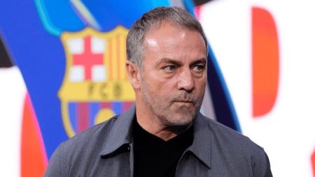 فليك يفوز بجائزة أفضل مدرب في الدوري الإسباني لموسم 2025-2026