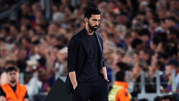 ريال مدريد يعلن توصله لاتفاق لإنهاء فترة أربيلوا