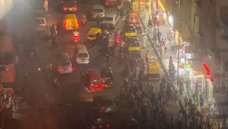 انــ ــدلاع النــ ــيران في تاكسي عند مدخل الفلكي شرقي الإسكندرية