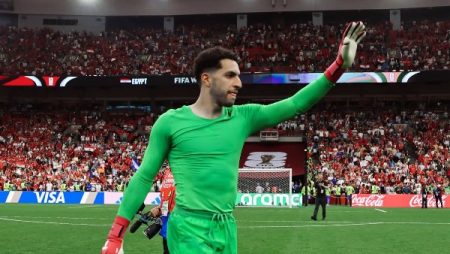 موقف الأهلي من احتراف مصطفى شوبير بعد التألق في كأس العالم