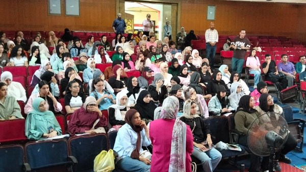 بورسعيد.. انطلاق القوافل التعليمية المجانية لطلاب الثانوية العامة