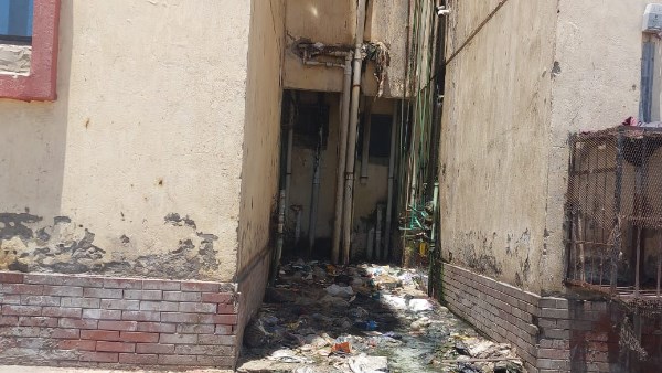 محطة جديدة من التطوير .. محافظ بورسعيد يتابع بدء أعمال تطوير 39 عمارة بمنطقة الحراسات | شاهد