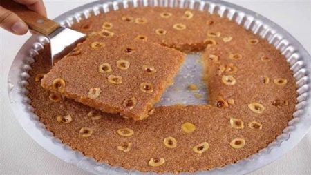 في 15 دقيقة.. طريقة عمل البسبوسة زي المحلات