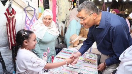 محافظ البحر الأحمر يفتتح معرض “صيفك أحلى” بالغردقة بمشاركة 125 عارضاً