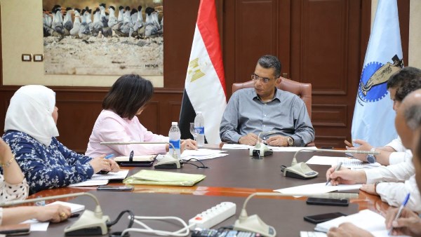 البحر الأحمر.. تخصيص مسؤول بكل مدينة وحي لمتابعة ملف تقنين الأراضي