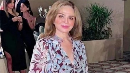 إلهام شاهين تتألق في إطلالة أنيقة بأحدث ظهور