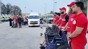 الهلال الأحمر يطلق “زاد العزة 206” متضمنة ثلاثة آلاف طن من المساعدات