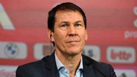 مدرب بلجيكا: الحارس المصري قدم مباراة كبيرة.. وهدف منتخب مصر صعب مهمتنا
