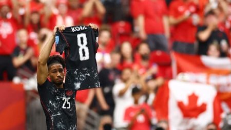 رجل مباراة كندا وقطر في كأس العالم