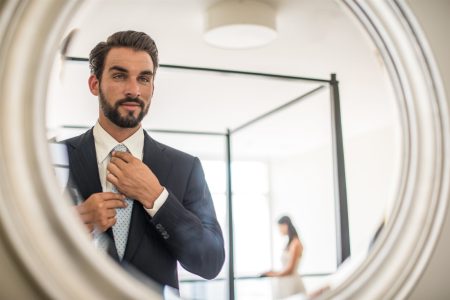كيف تحمي نفسك من الشخص النرجسي؟.. نصائح نفسية مهمة