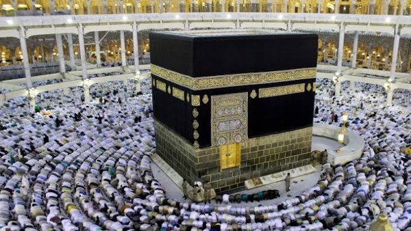 لجنة الحج تخصص 5 عمرات مجانية للصحفيين