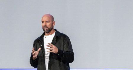 يعترف Meta CTO Andrew Bosworth بأن إعادة تنظيم الذكاء الاصطناعي للشركة كانت “فظيعة”