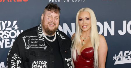 يقول زوج Bunnie Xo السابق إنه لا يزال يحبها وسط طلاق جيلي رول: “العمل غير المكتمل”