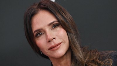 فيكتوريا بيكهام تحضر العرض الأول لفيلم 