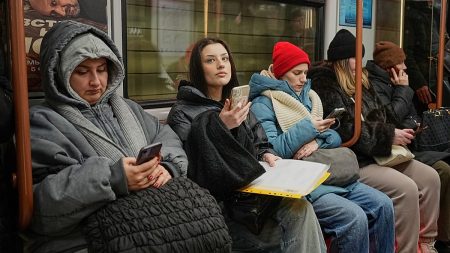 يفرض الاتحاد الأوروبي عقوبات على شركة VK الروسية لمساعدتها في فضح منتقدي بوتين