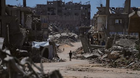 اللجنة المكلفة بإدارة غزة بعد الحرب تقول إن المحادثات القبرصية “مثمرة للغاية”