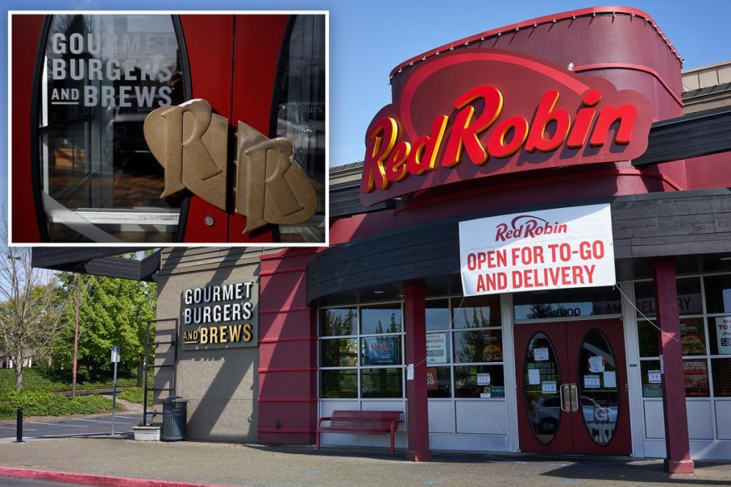 يغلق Red Robin مطعمًا آخر في تغيير على مستوى البلاد