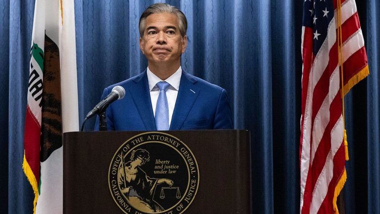 California AG Rob Bonta ينتقد اندماج Paramount-WBD باعتباره “غير قانوني”