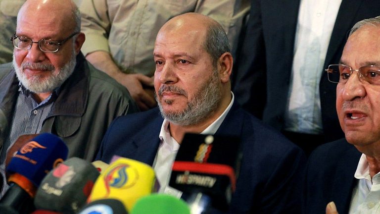 خليل الحية يعين زعيماً لحماس بينما يقول المحلل إن التغيير غير مرجح