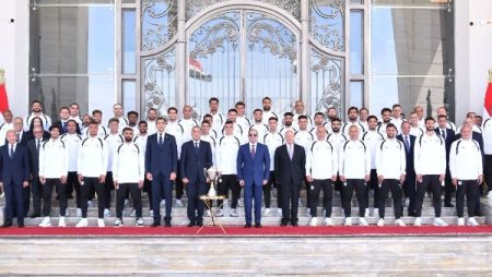 برلماني: رسائل السيسي للاعبي المنتخب ترسم خارطة طريق جديدة لاكتشاف المواهب