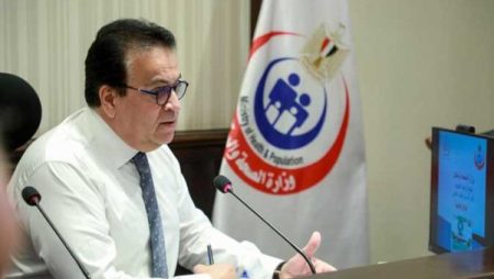 عبد الغفار: موازنة الصحة 511 مليار جنيه.. والإنفاق على القطاع استثمار في الإنسان وليس تكلفة